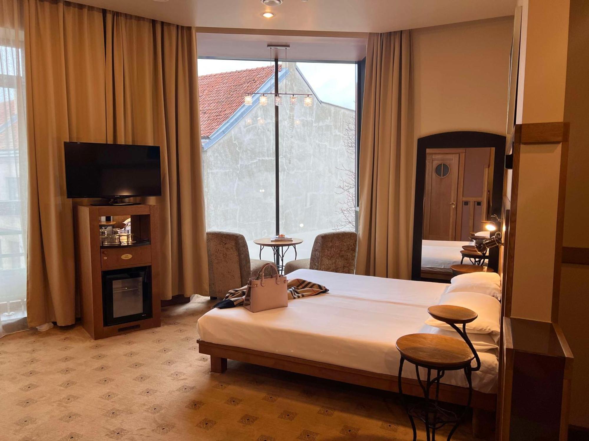 Best Western Santakos Hotel Kaunas Exterior photo