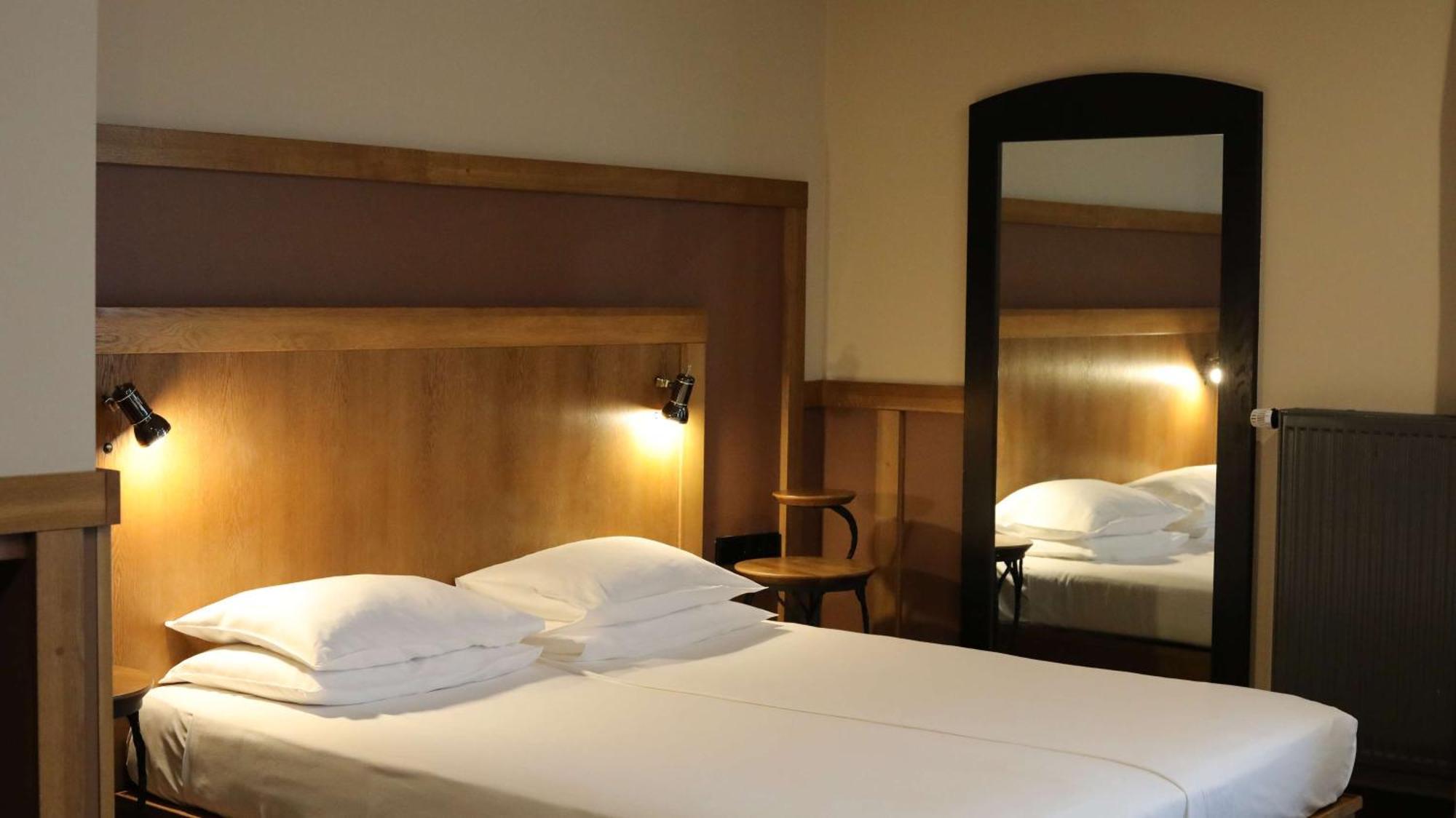 Best Western Santakos Hotel Kaunas Exterior photo